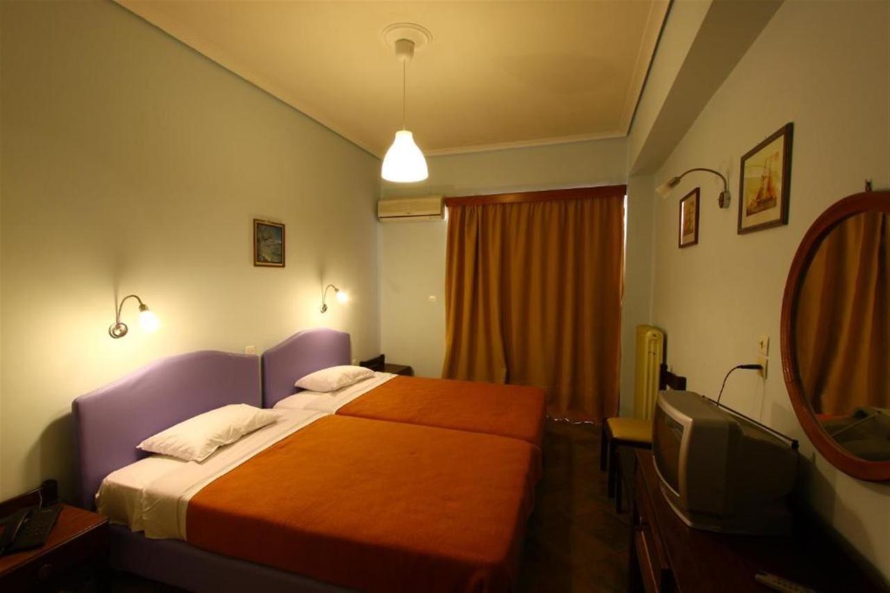 Siagas Beach Hotel Agioi Theodoroi Zewnętrze zdjęcie